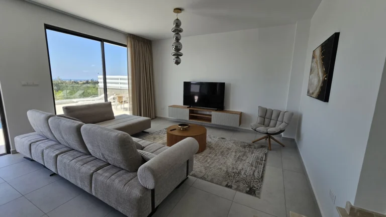 3 Bedroom House for Sale in Chlorakas, Paphos District