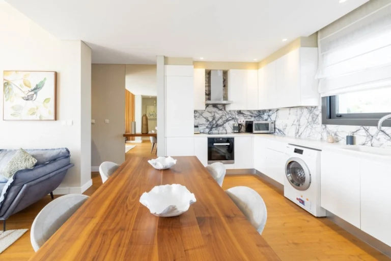 2 Bedroom Apartment for Sale in Agios Tychonas, Limassol District