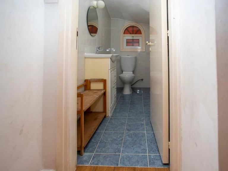 Cheap Houses and Villas for Sale Paphos up to 300000 euro