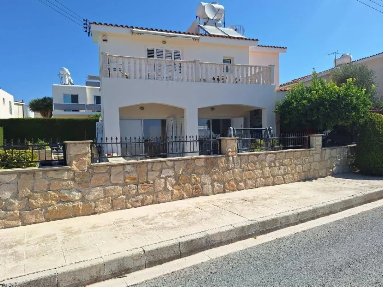 Cheap Houses and Villas for Sale Paphos up to 300000 euro