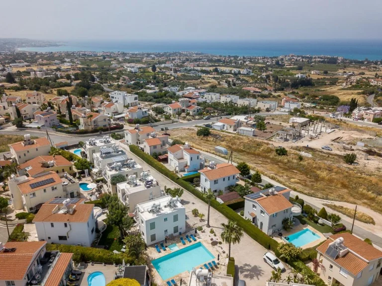 Cheap Houses and Villas for Sale Paphos up to 300000 euro