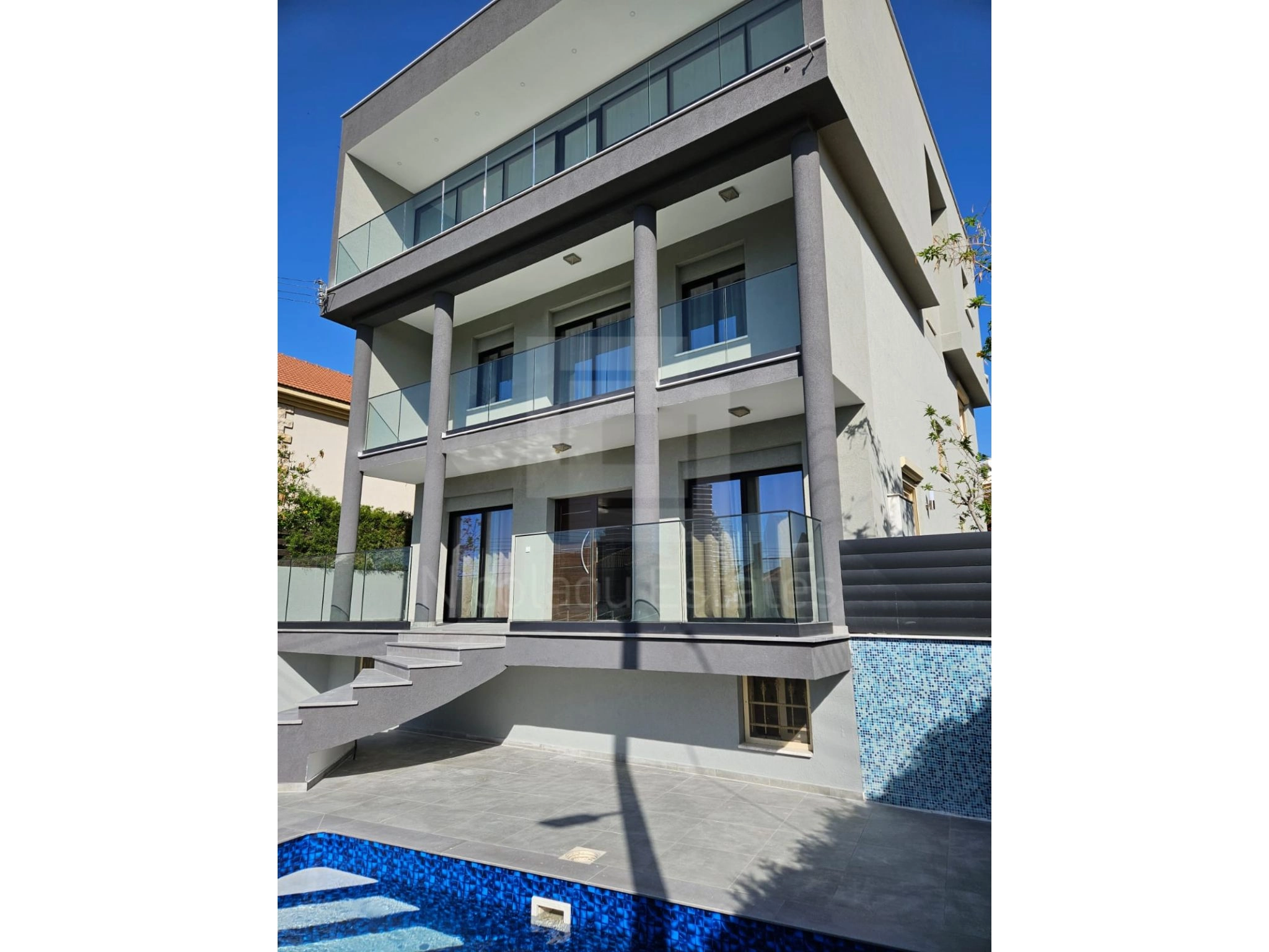6+ Bedroom House for Rent in Limassol District