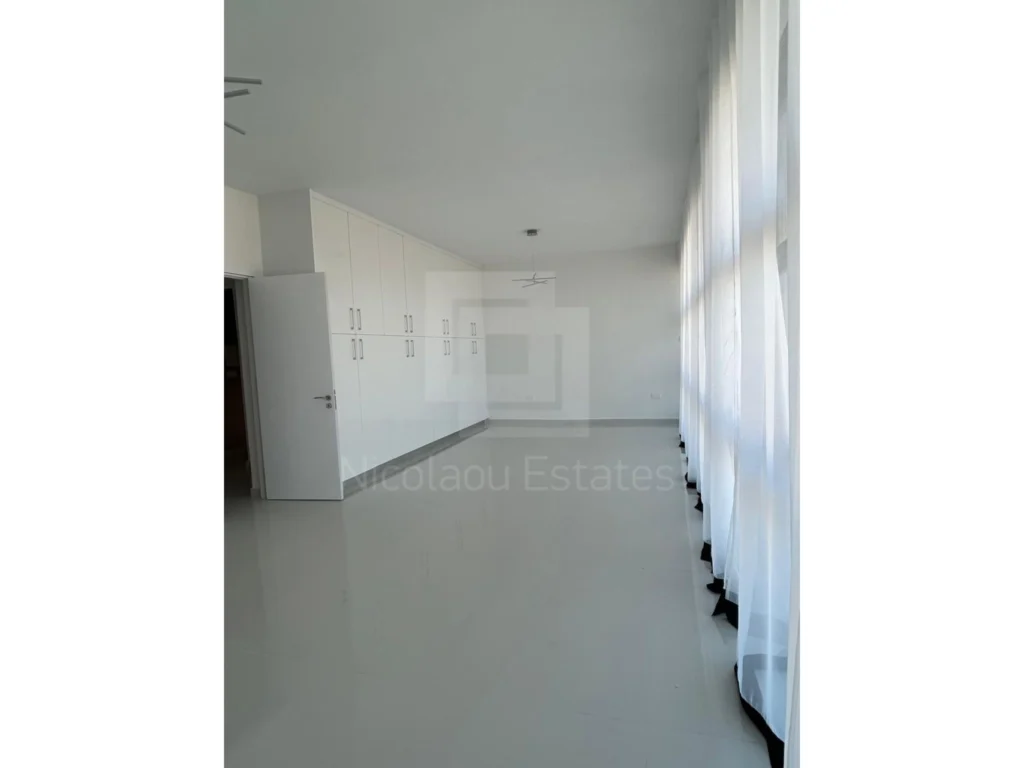 6+ Bedroom House for Rent in Limassol District