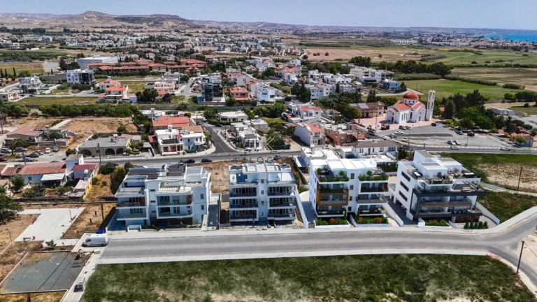 2 Bedroom Apartment for Sale in Livadia Larnakas, Larnaca District