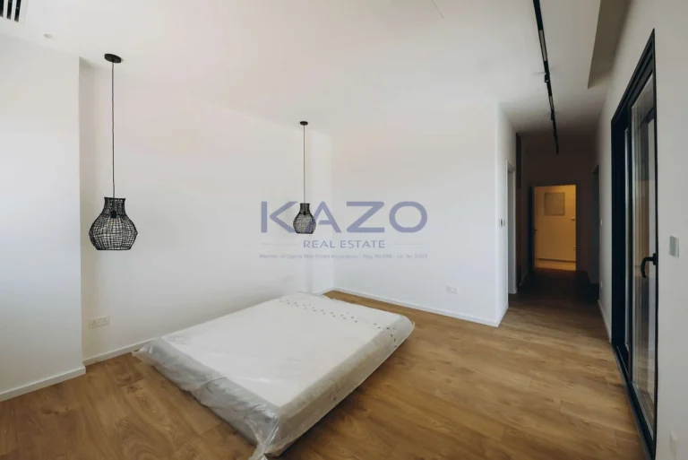 5 Bedroom House for Sale in Agios Tychonas, Limassol District