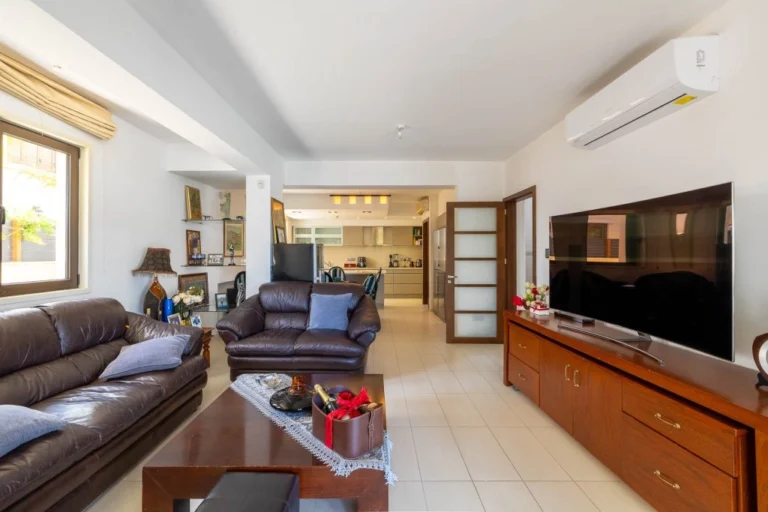4 Bedroom House for Sale in Vergina, Larnaca District