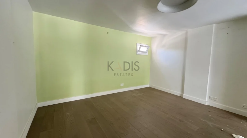 100m² Commercial for Rent in Limassol District