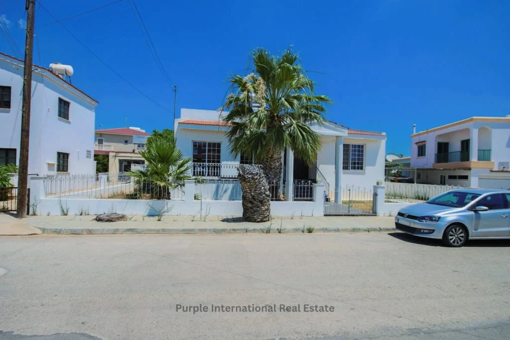 Σπίτι 5 Υπνοδωματίων προς Πώληση στην Επαρχία Αμμοχώστου