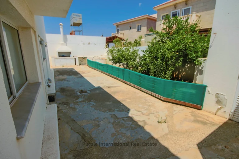 5 Bedroom House for Sale in Famagusta District