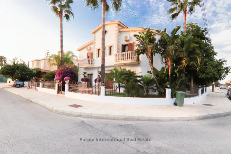 5 Bedroom House for Sale in Paralimni, Famagusta District