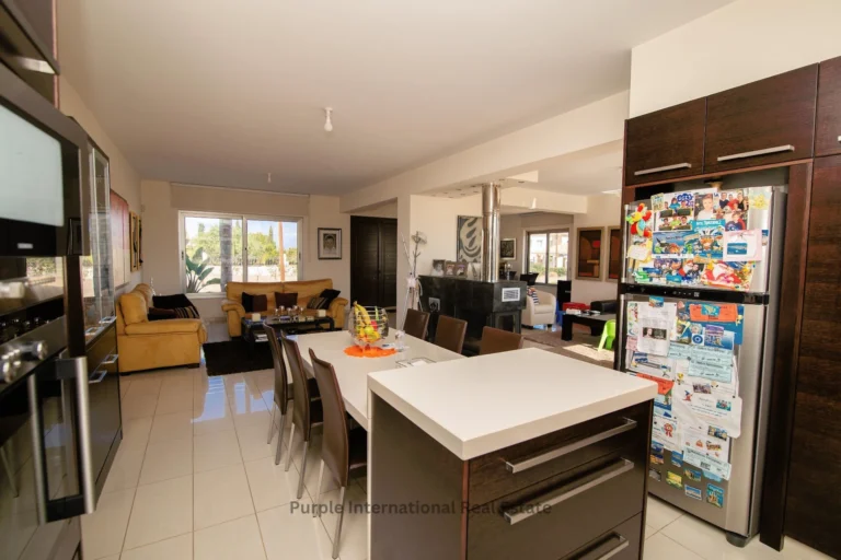 5 Bedroom House for Sale in Paralimni, Famagusta District