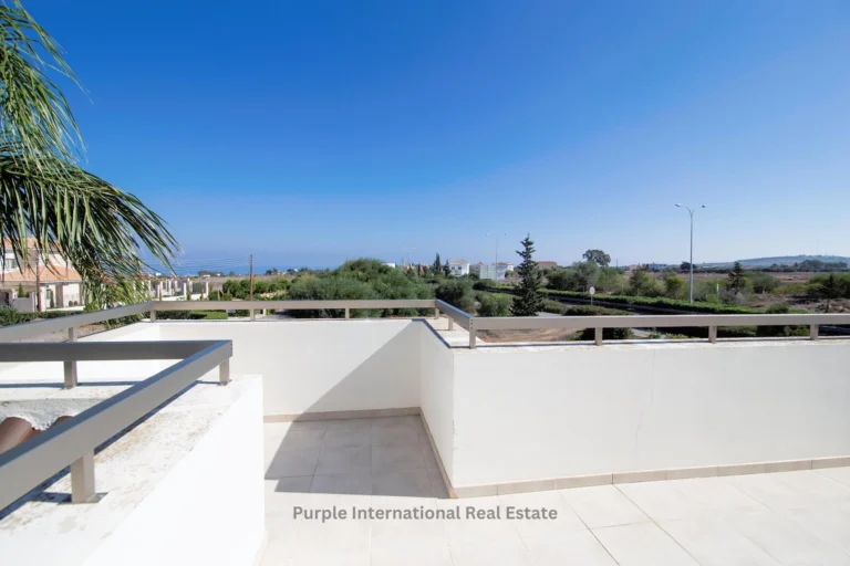 5 Bedroom House for Sale in Paralimni, Famagusta District