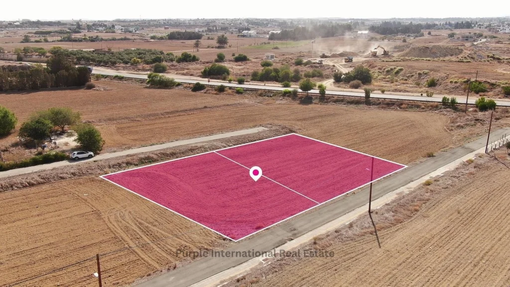 1,730m² Plot for Sale in Nicosia