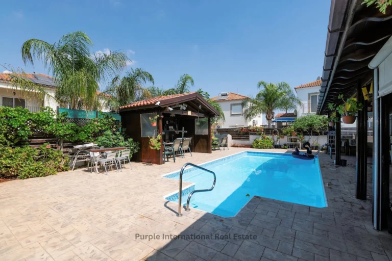 Cheap Houses and Villas for Sale Famagusta up to 400000 euro