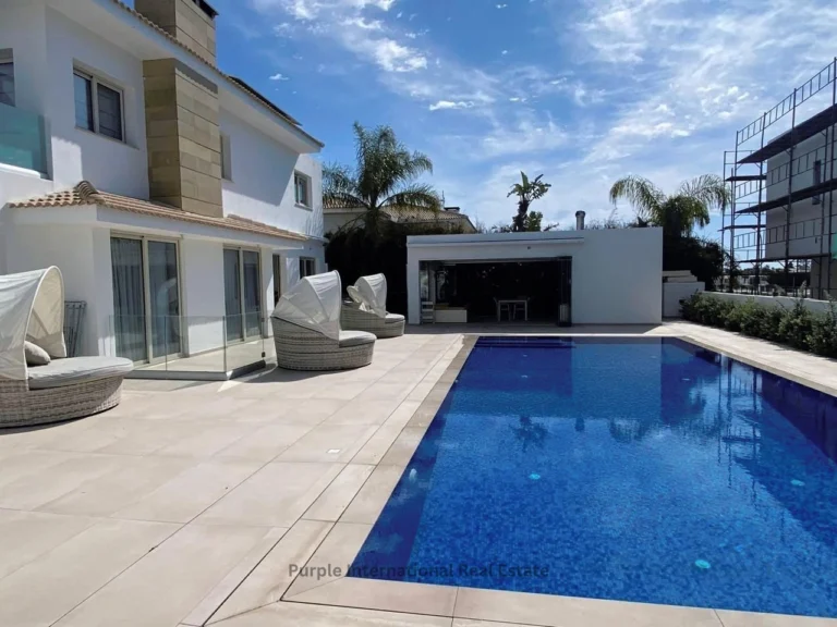 5 Bedroom House for Sale in Larnaca District