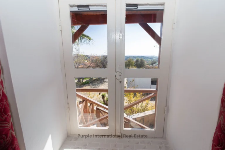 2 Bedroom House for Sale in Tochni, Larnaca District