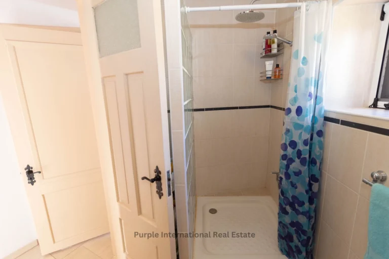 2 Bedroom House for Sale in Tochni, Larnaca District