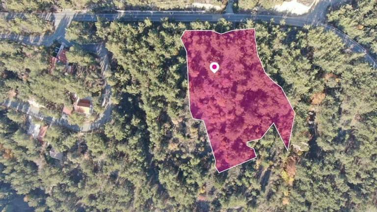 9,481m² Plot for Sale in Pano Platres, Limassol District