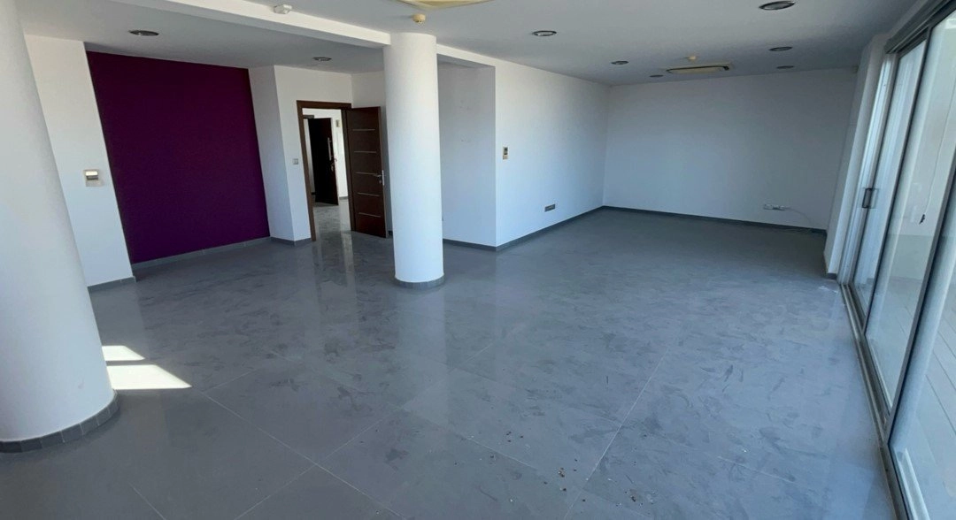 124m² Office for Rent in Vasiliko, Paphos District