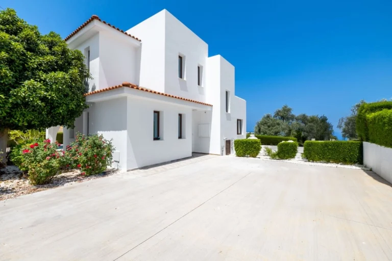 3 Bedroom House for Sale in Pegeia, Paphos District