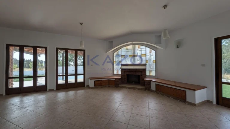 4 Bedroom House for Sale in Geri, Nicosia District