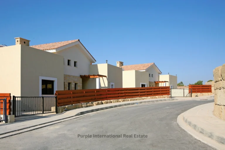 2 Bedroom House for Sale in Monagroulli, Limassol District