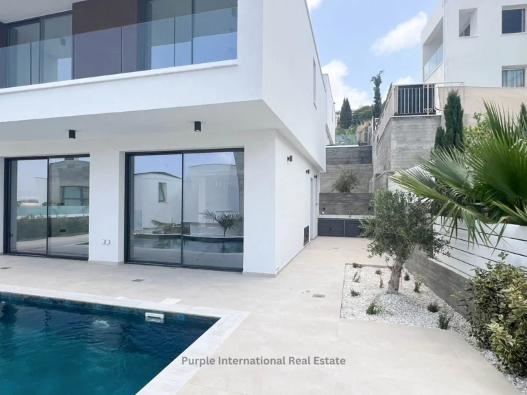 3 Bedroom House for Sale in Chlorakas, Paphos District