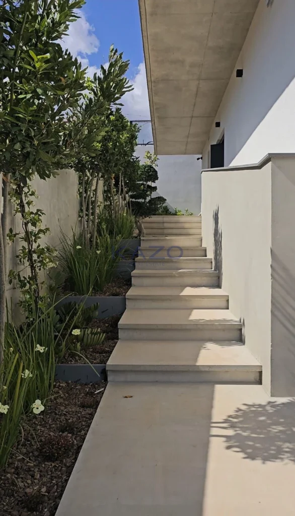 5 Bedroom House for Sale in Limassol District