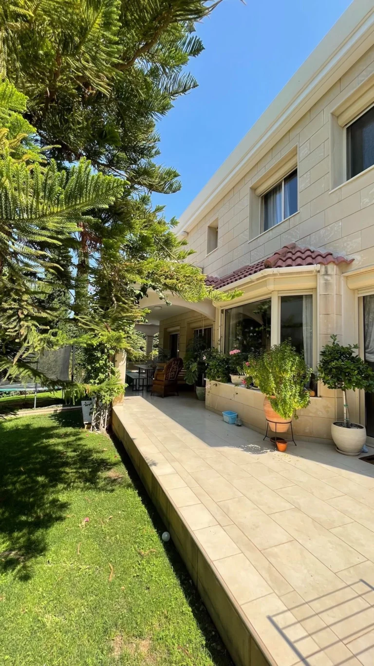5 Bedroom House for Sale in Agios Tychonas, Limassol District