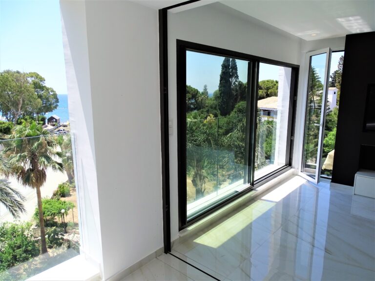 3 Bedroom Apartment for Sale in Germasogeia – Tourist Area, Limassol District