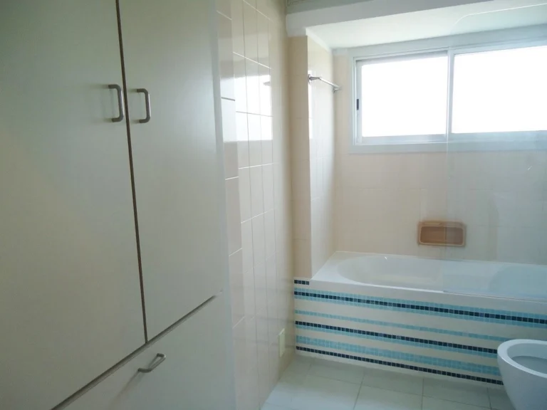 3 Bedroom Apartment for Sale in Agios Tychonas, Limassol District