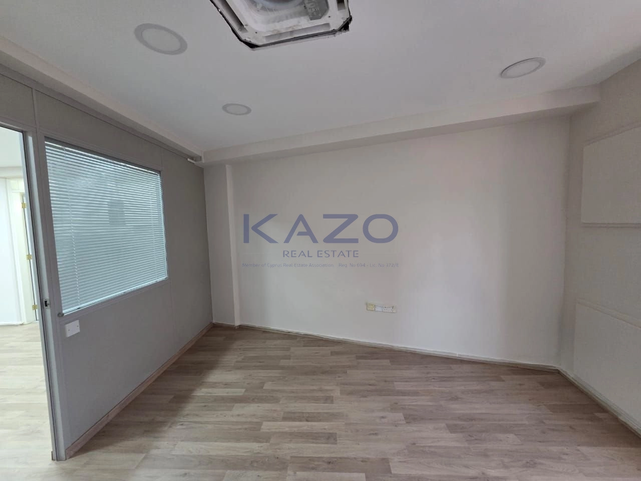 145m² Office for Rent in Limassol District