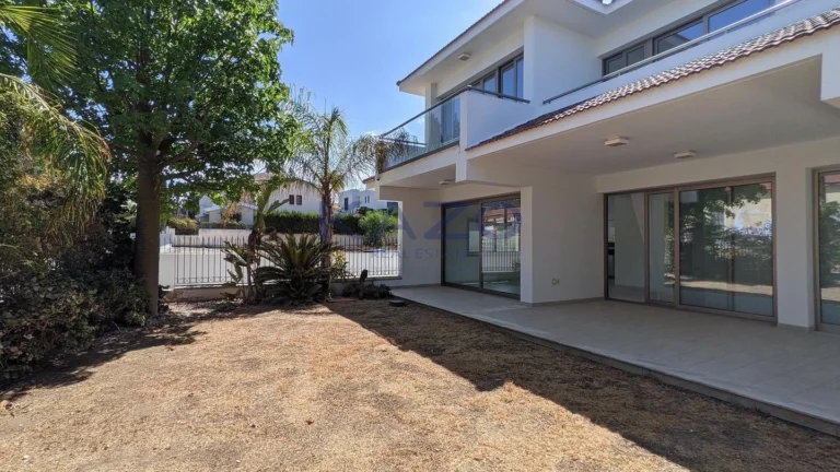 4 Bedroom House for Sale in Aglantzia, Nicosia District