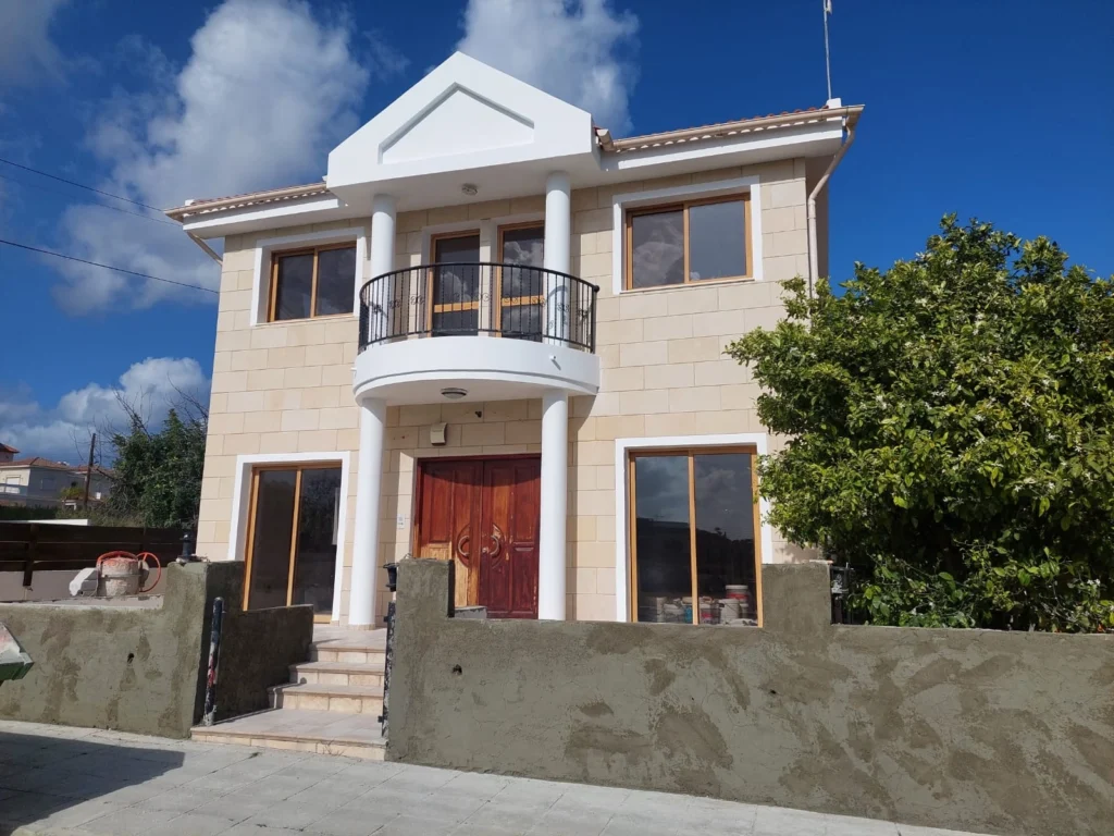 6+ Bedroom House for Sale in Limassol – Ekali