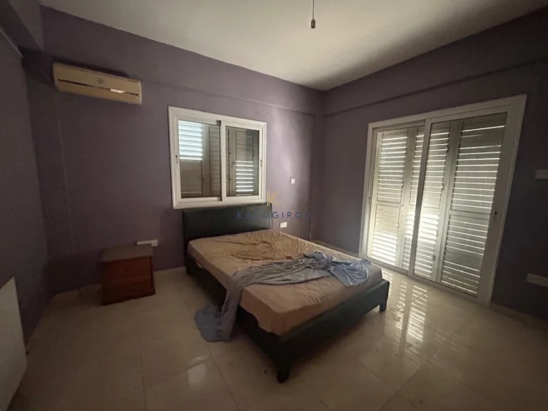 Cheap Houses and Villas for Sale Larnaca up to 300000 euro