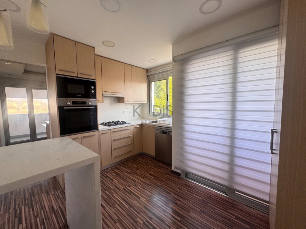 3 Bedroom Apartment for Sale in Strovolos, Nicosia District