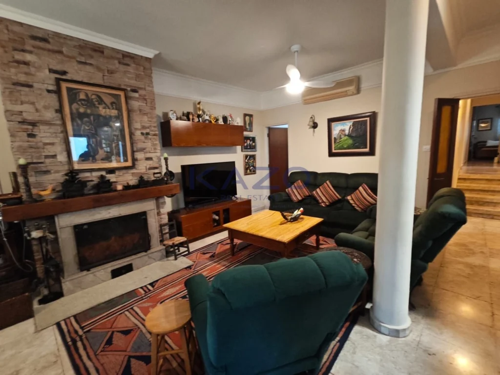 5 Bedroom House for Sale in Limassol – Kapsalos