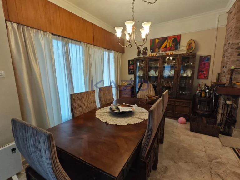 5 Bedroom House for Sale in Limassol – Kapsalos