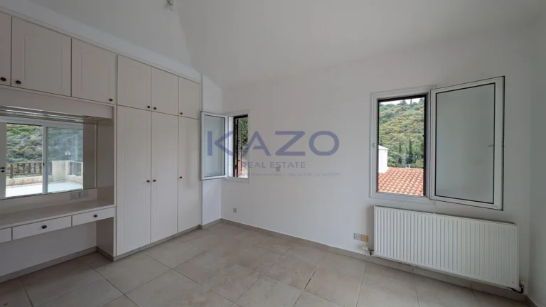 3 Bedroom House for Sale in Tala, Paphos District
