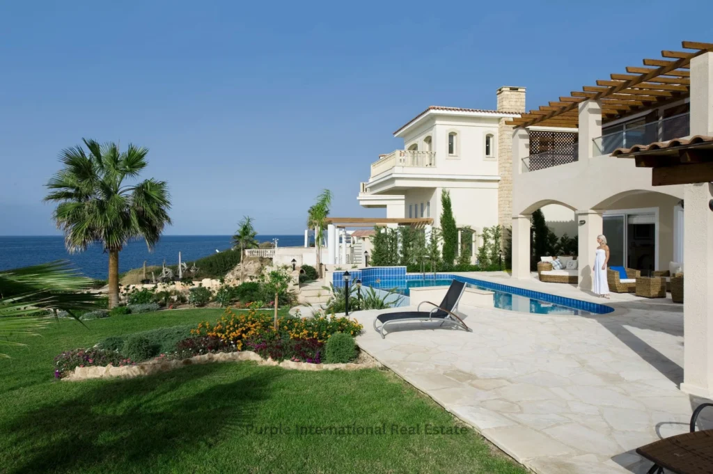 5 Bedroom House for Sale in Coral Bay, Paphos District
