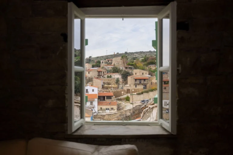 2 Bedroom House for Sale in Tochni, Larnaca District