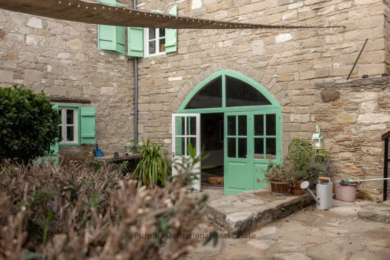 2 Bedroom House for Sale in Tochni, Larnaca District