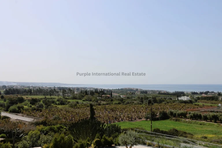 4 Bedroom House for Sale in Peyia, Paphos District