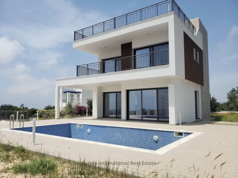2 Bedroom House for Sale in Secret Valley, Paphos District