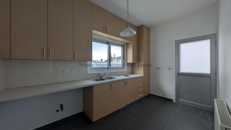 5 Bedroom House for Sale in Engomi, Nicosia District