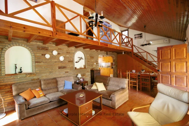 Cheap Houses and Villas for Sale Larnaca up to 500000 euro
