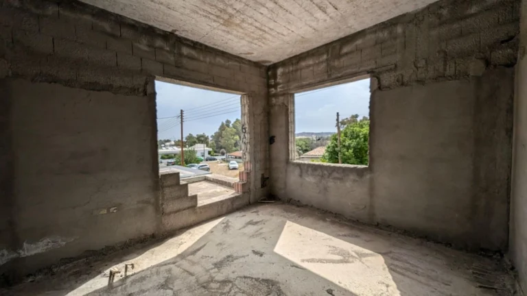 Cheap Houses and Villas for Sale Nicosia up to 100000 euro