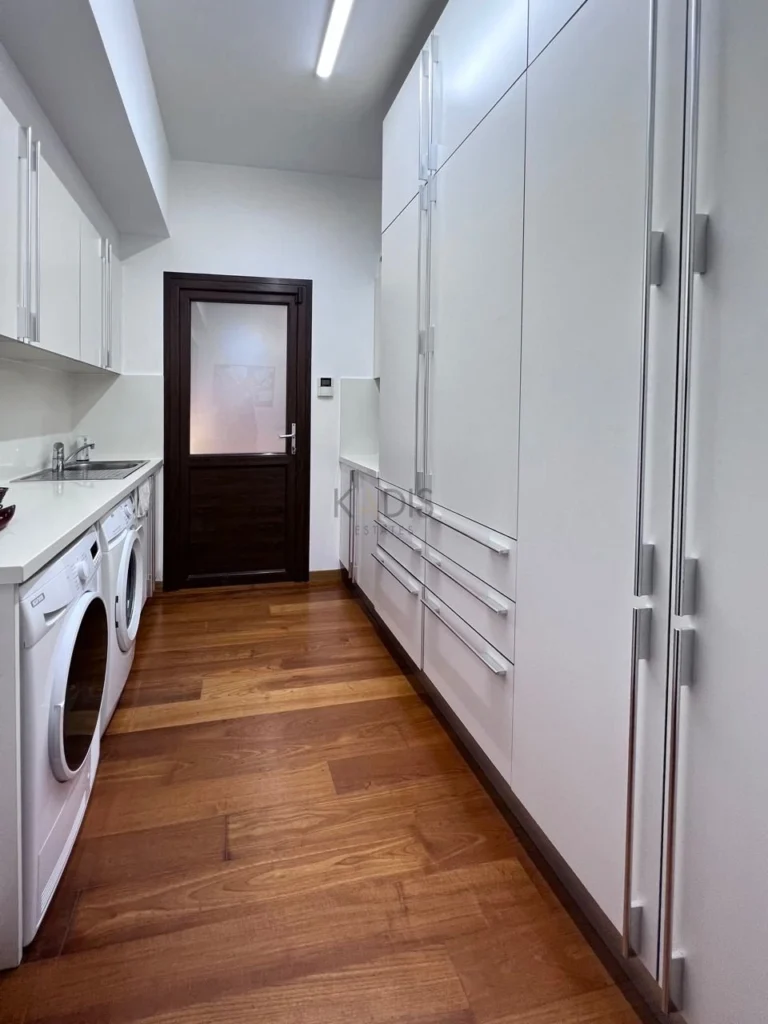 5 Bedroom House for Rent in Engomi, Nicosia District