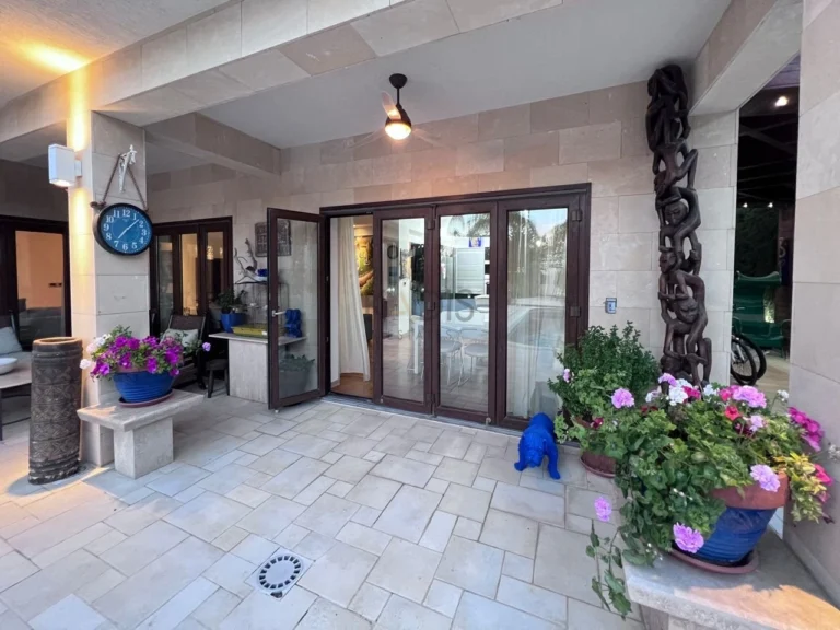 5 Bedroom House for Rent in Engomi, Nicosia District