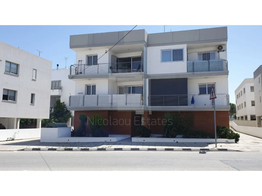 80m² Office for Rent in Strovolos, Nicosia District